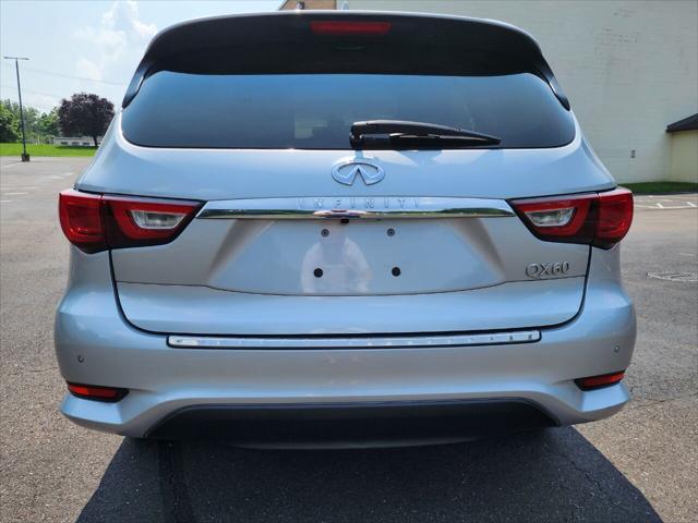 Photo of 2017 Graphite Shadow INFINITI QX60