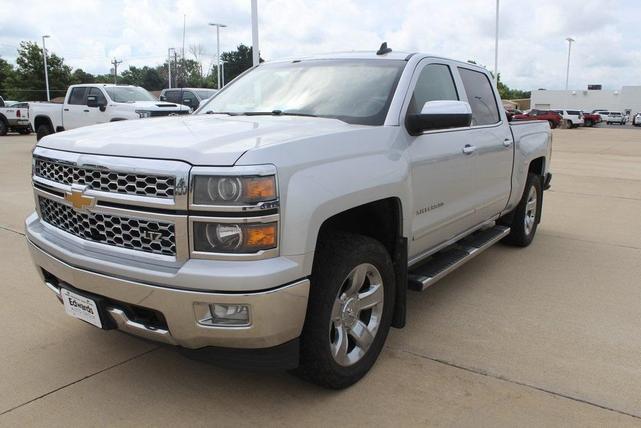 Photo of 2015 Silver Ice Metallic Chevrolet Silverado 1500