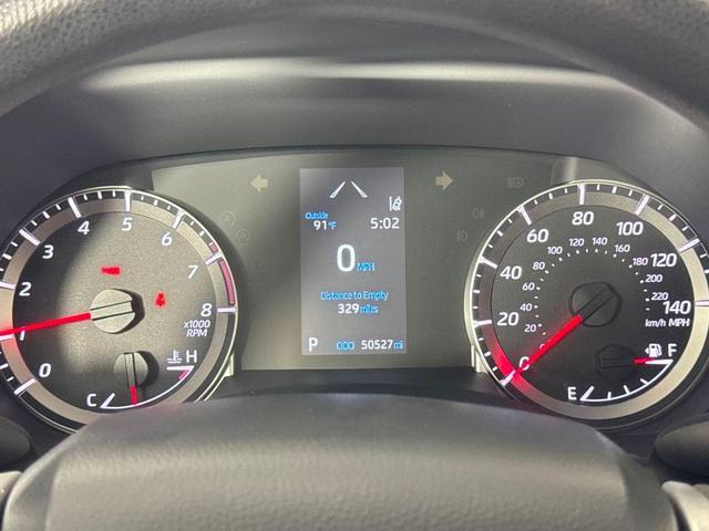 Photo of 2022 Midnight Black Metallic Toyota Highlander