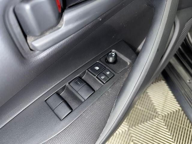 Photo of 2022 Black Sand Pearl Toyota Corolla
