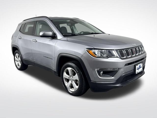 Photo of 2018 Billet Silver Metallic Clearcoat Jeep Compass