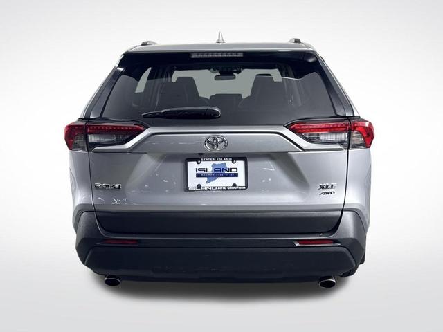 Photo of 2023 Silver Sky Metallic Toyota RAV4