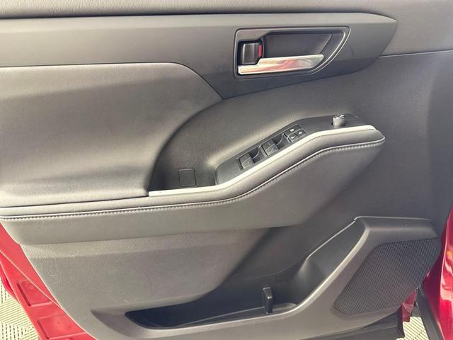 Photo of 2022 Ruby Flare Pearl Toyota Highlander