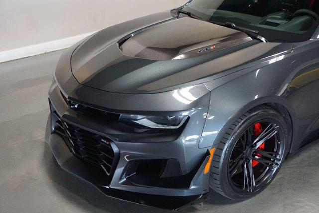 Photo of 2018 Nightfall Gray Metallic Chevrolet Camaro