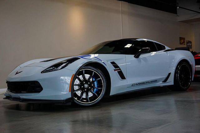 Photo of 2018 Ceramic Matrix Gray Metallic Chevrolet Corvette