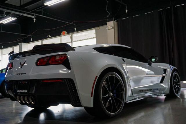 Photo of 2018 Ceramic Matrix Gray Metallic Chevrolet Corvette