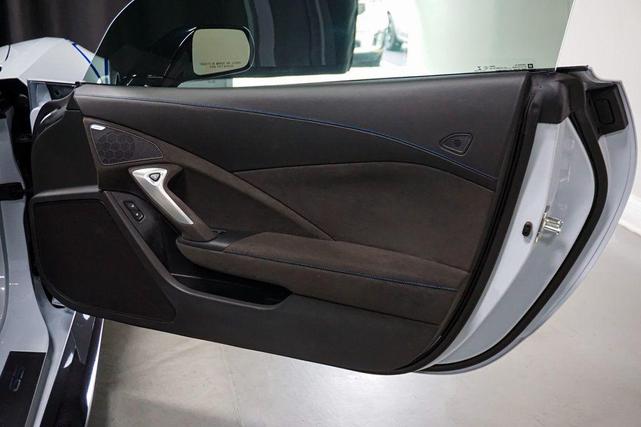 Photo of 2018 Ceramic Matrix Gray Metallic Chevrolet Corvette