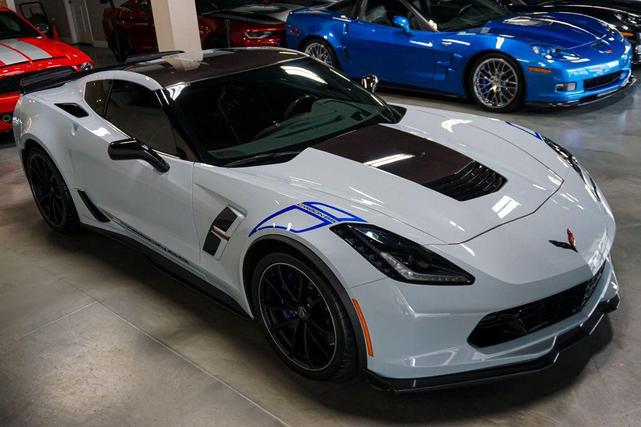 Photo of 2018 Ceramic Matrix Gray Metallic Chevrolet Corvette