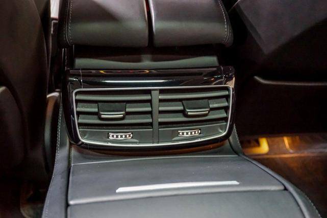 Photo of 2015 Glacier White Metallic Audi A8