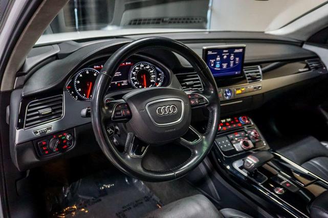 Photo of 2015 Glacier White Metallic Audi A8