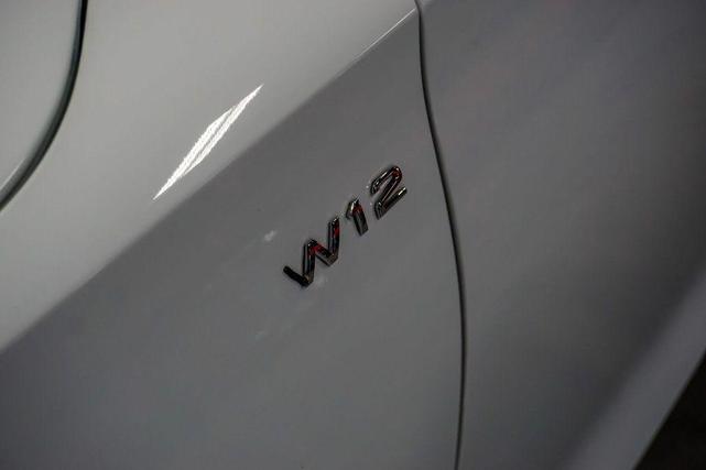 Photo of 2015 Glacier White Metallic Audi A8