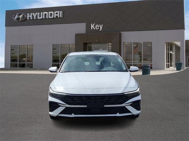 Photo of 2024 Serenity White Hyundai ELANTRA