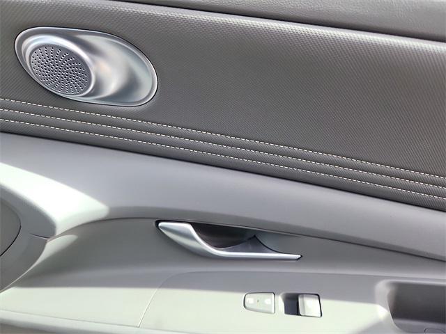 Photo of 2024 Serenity White Hyundai ELANTRA