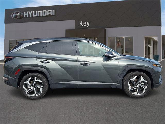Photo of 2022 Amazon Gray Hyundai TUCSON