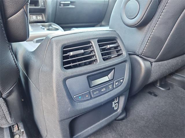 Photo of 2022 Crystal Black Pearl Honda Pilot