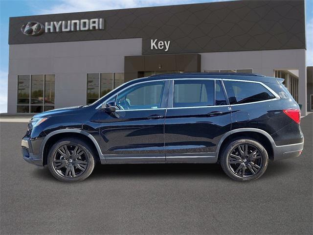 Photo of 2022 Crystal Black Pearl Honda Pilot