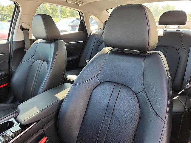 Photo of 2022 Quartz White Hyundai SONATA