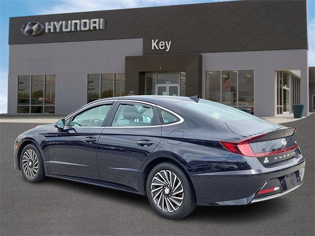 Photo of 2023 Carbon Blue Hyundai SONATA Hybrid