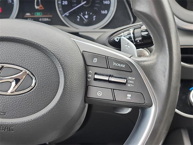 Photo of 2023 Carbon Blue Hyundai SONATA Hybrid