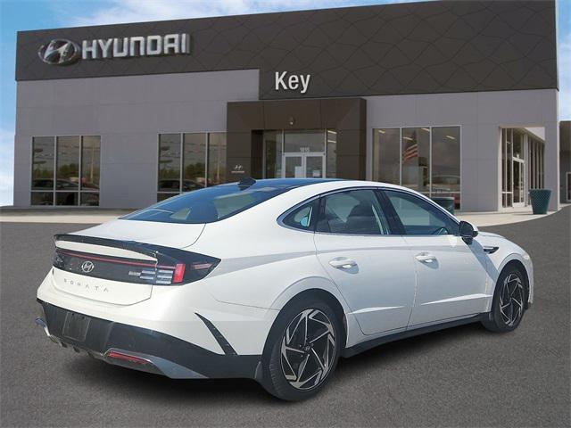 Photo of 2024 Serenity White Hyundai SONATA