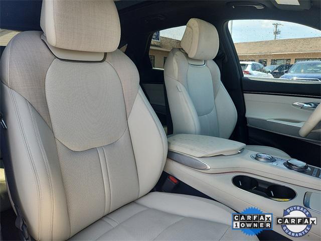 Photo of 2024 Uyuni White Genesis Electrified GV70