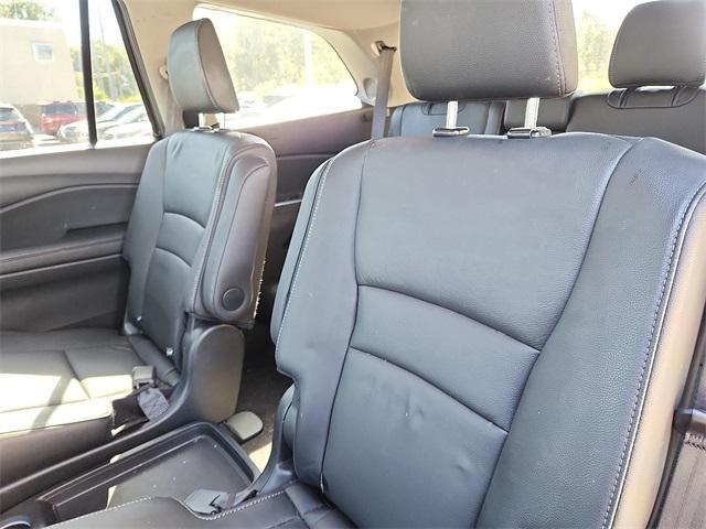 Photo of 2022 Crystal Black Pearl Honda Pilot