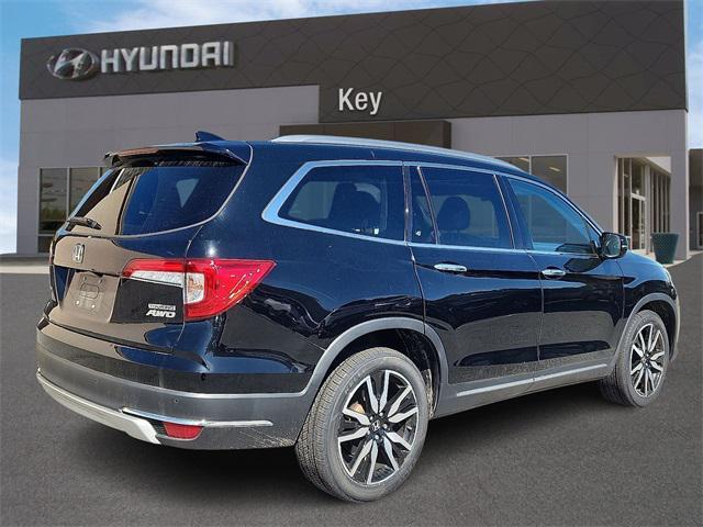 Photo of 2022 Crystal Black Pearl Honda Pilot