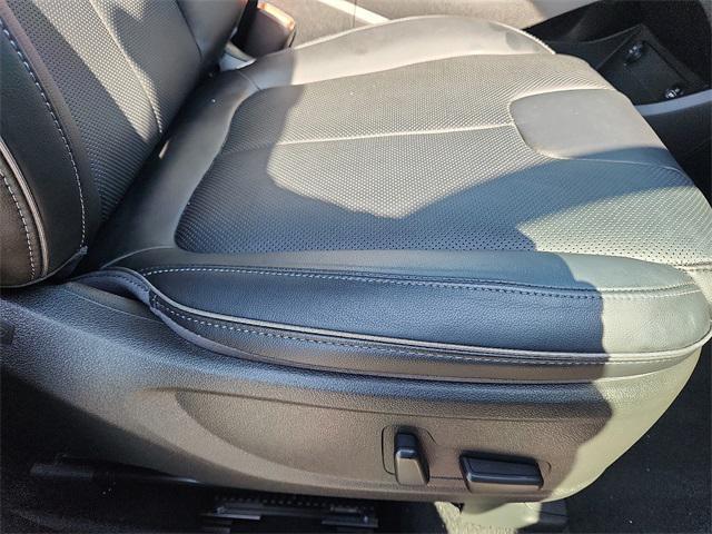 Photo of 2023 Portofino Gray Hyundai SANTA FE