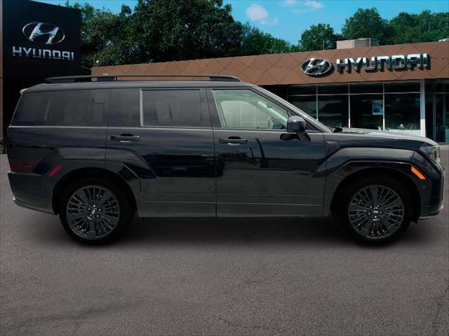 Photo of 2025 Phantom Black Hyundai SANTA FE HEV