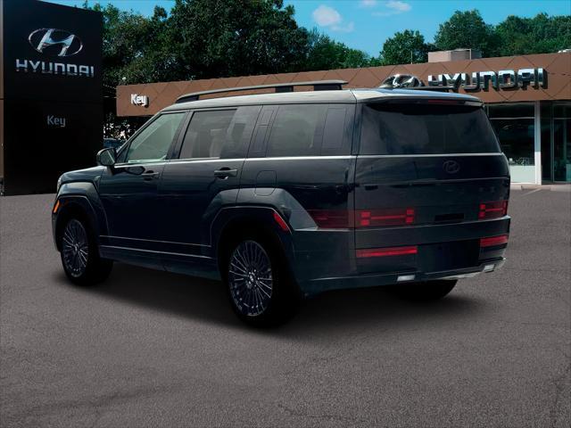 Photo of 2025 Phantom Black Hyundai SANTA FE HEV