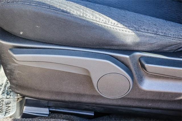 Photo of 2012 Ice Silver Metallic Subaru Outback