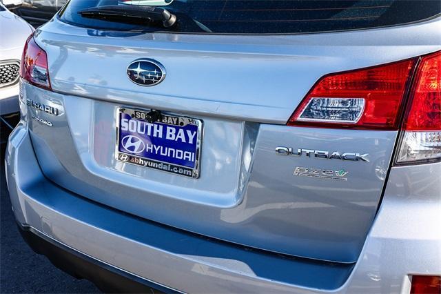 Photo of 2012 Ice Silver Metallic Subaru Outback