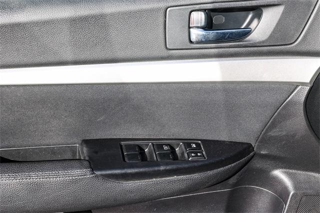 Photo of 2012 Ice Silver Metallic Subaru Outback