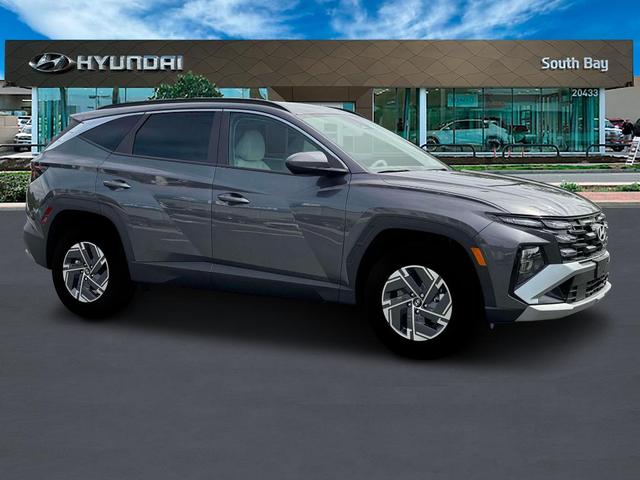 Photo of 2025 Titanium Gray Hyundai TUCSON Hybrid