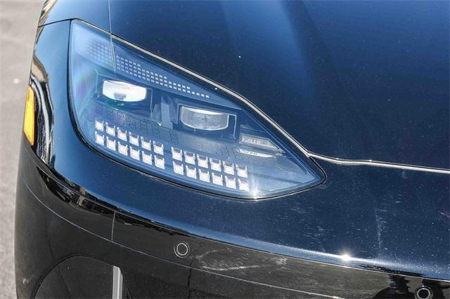 Photo of 2025 Onyx Black Hyundai IONIQ 6