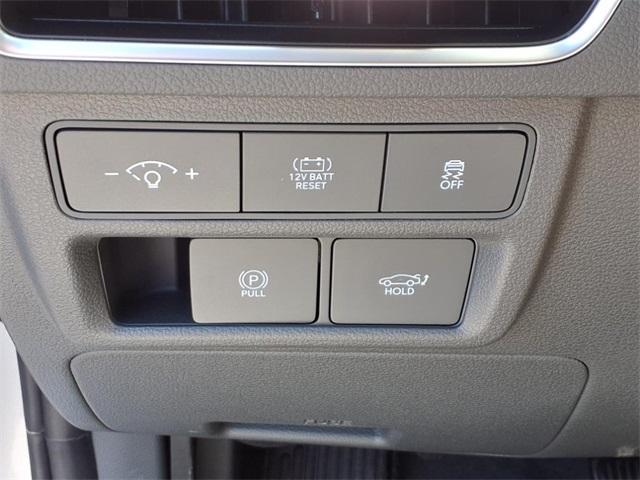 Photo of 2025 Silver Hyundai SONATA Hybrid