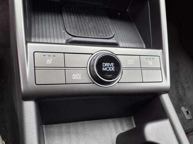 Photo of 2025 Red Metallic Hyundai KONA
