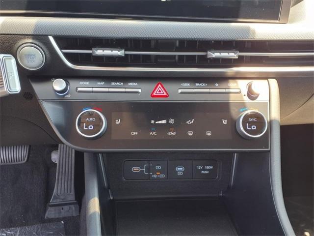 Photo of 2025 Silver Hyundai SONATA