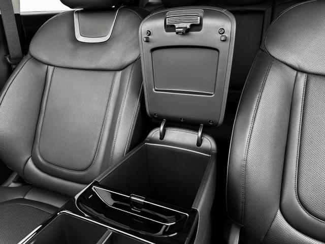 Photo of 2025 Titanium Gray Hyundai TUCSON Hybrid