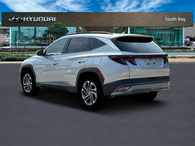Photo of 2025 Shimmering Silver Hyundai TUCSON Hybrid