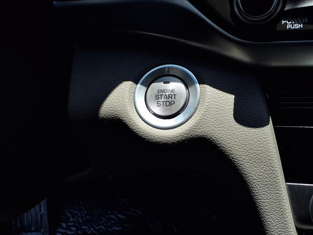 Photo of 2020 Phantom Black Hyundai ELANTRA