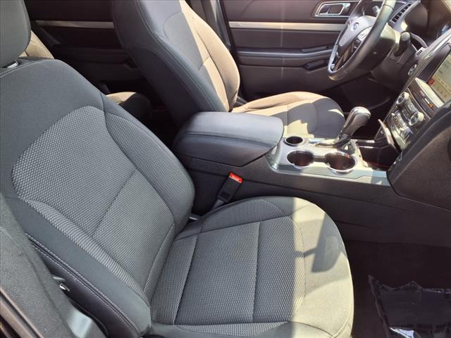 Photo of 2018 Shadow Black Ford Explorer