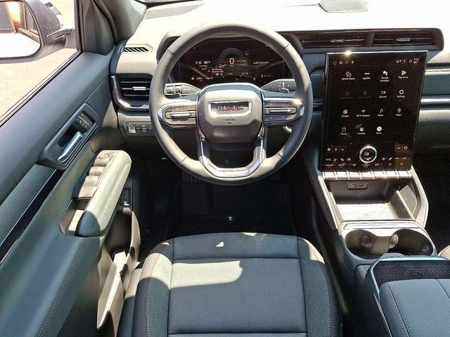 Photo of 2026 Summit White GMC Terrain