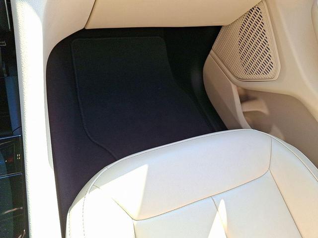 Photo of 2024 Velvet Red Pearlcoat Jeep Grand Cherokee L