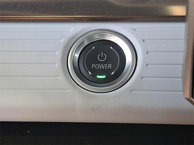 Photo of 2025 Meteorite Metallic (Gray) GMC HUMMER EV Pickup