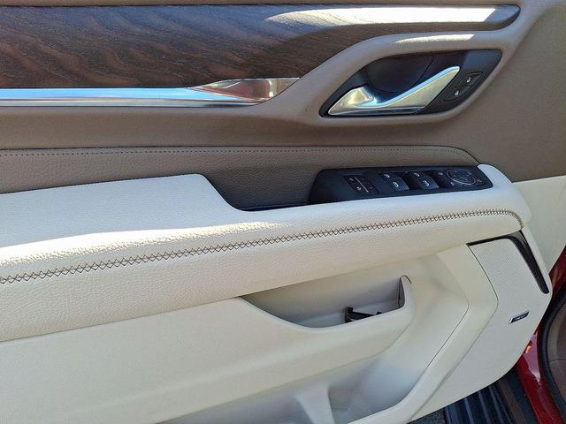 Photo of 2024 Volcanic Red Tintcoat GMC Yukon