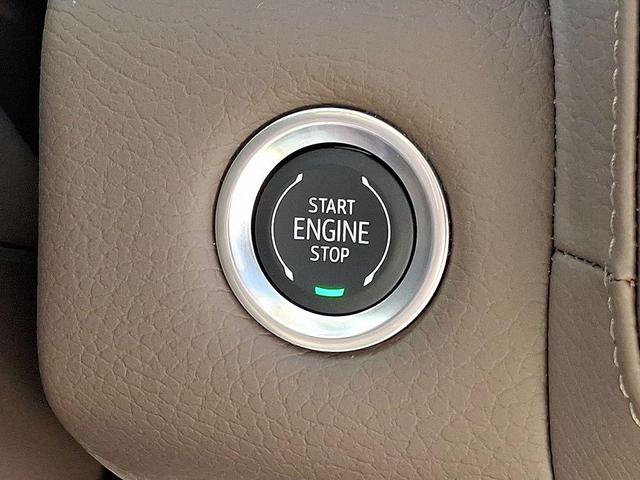 Photo of 2024 Volcanic Red Tintcoat GMC Yukon
