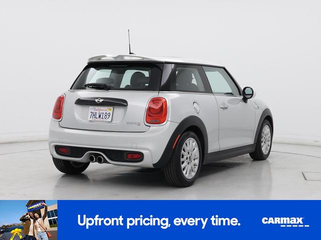 Photo of 2015 Silver MINI Hardtop
