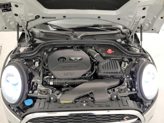 Photo of 2015 Silver MINI Hardtop