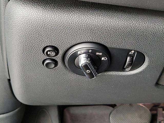 Photo of 2015 Silver MINI Hardtop